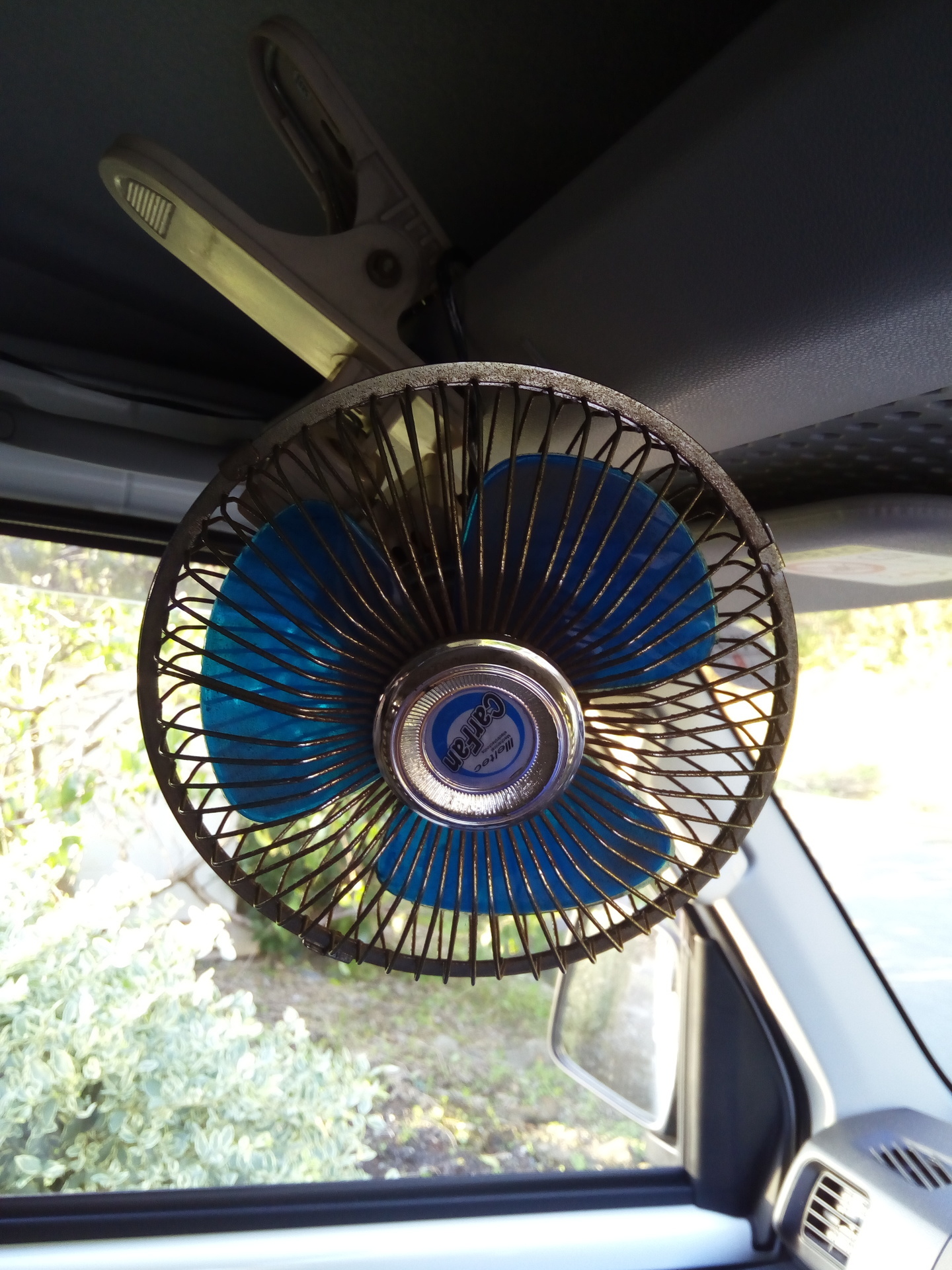 車用扇風機 カーファン の電源が入らないので修理しました 俺のブログ